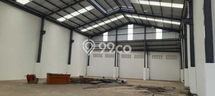 Gudang Dijual di Cipondoh LT 800m2, LB 642m2 untuk Investasi Gudang Dijual di Cipondoh LT 800m2, LB 642m2 untuk Investasi