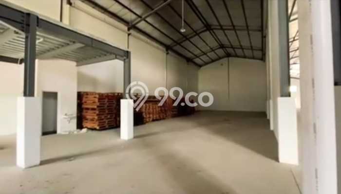 Disewakan Gudang di Kawasan Ramai Teluk Naga Luas 250m2 Disewakan Gudang di Kawasan Ramai Teluk Naga Luas 250m2