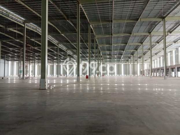 Unit Gudang disewakan di Cileungsi Bogor dengan LT 7000m2 / LB 7000m2 Unit Gudang disewakan di Cileungsi Bogor dengan LT 7000m2 / LB 7000m2