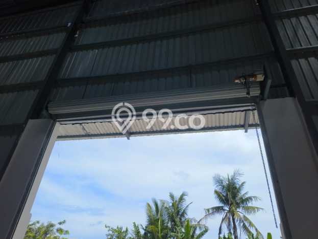 Disewakan Gudang komersial di Sepatan luas bangunan 7200m2 Disewakan Gudang komersial di Sepatan luas bangunan 7200m2