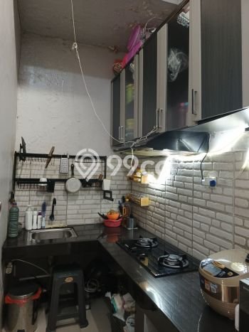 Dijual Rumah Strategis Bagus Punya 2 KT di Ciputat Tangerang Selatan SHM Dijual Rumah Strategis Bagus Punya 2 KT di Ciputat Tangerang Selatan SHM