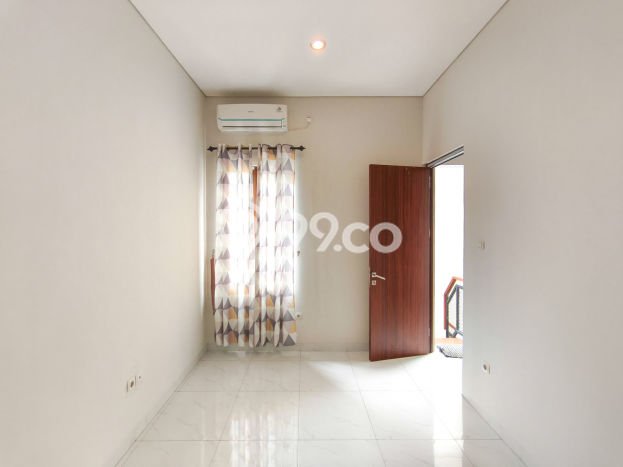 Jual Rumah Eksklusif 3 KT di BSD City, Tangerang Jual Rumah Eksklusif 3 KT di BSD City, Tangerang