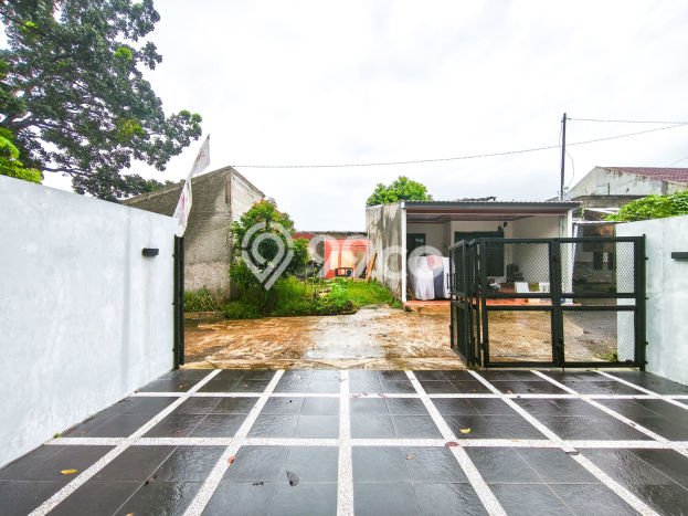 Rumah Luas Asri 3 KT Siap Pakai di Sentul City Bogor Rumah Luas Asri 3 KT Siap Pakai di Sentul City Bogor