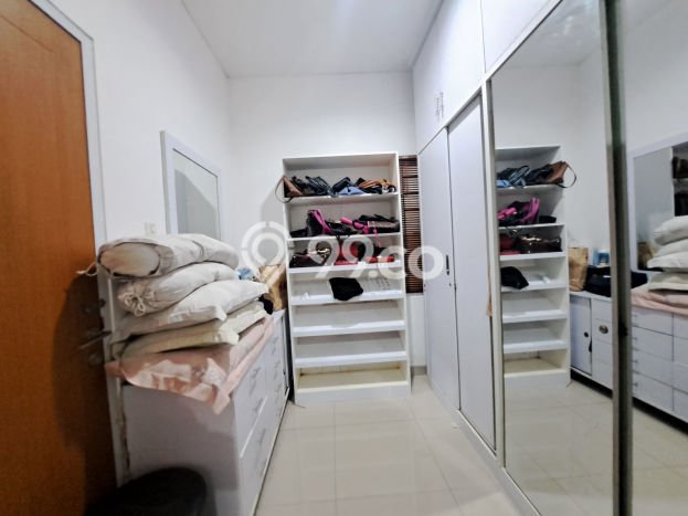 Jual Rumah Bagus Siap Huni LB 60m2 di Cinere, Depok Jual Rumah Bagus Siap Huni LB 60m2 di Cinere, Depok