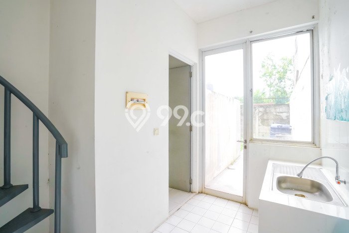 Dijual Rumah Mewah Megah Dengan View Eksklusif di Cibubur, Jakarta Timur Dijual Rumah Mewah Megah Dengan View Eksklusif di Cibubur, Jakarta Timur