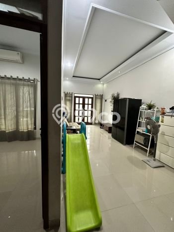 For Sale Rumah 4 Kamar Lokasi Ideal Bagus dan Strategis di Beji For Sale Rumah 4 Kamar Lokasi Ideal Bagus dan Strategis di Beji