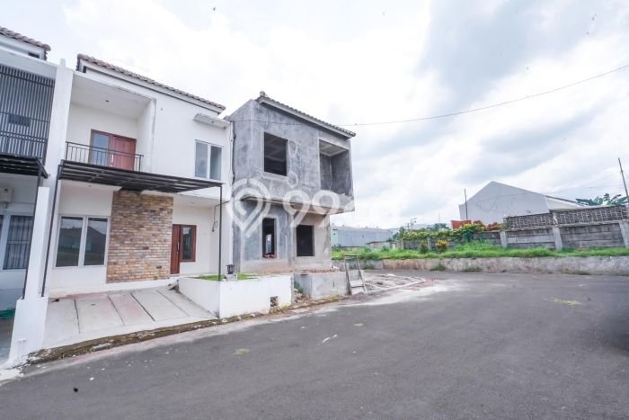 Dijual Rumah Strategis Bagus Punya 3 KT di Sawangan Depok SHM Dijual Rumah Strategis Bagus Punya 3 KT di Sawangan Depok SHM