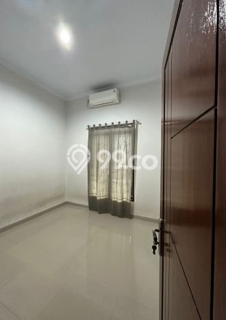 For Sale Rumah 4 Kamar Lokasi Ideal Bagus dan Strategis di Beji For Sale Rumah 4 Kamar Lokasi Ideal Bagus dan Strategis di Beji
