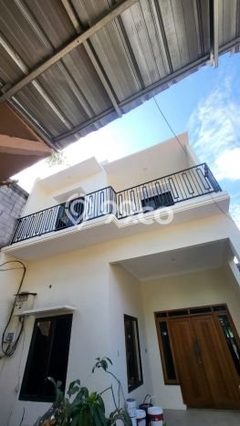 For Sale Rumah 5 Kamar Lokasi Ideal Bagus dan Strategis di Ciracas For Sale Rumah 5 Kamar Lokasi Ideal Bagus dan Strategis di Ciracas
