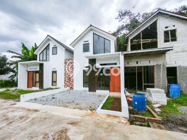 Rumah Modern Cantik 2 KT Bisa Langsung Pindah di Cibinong Rumah Modern Cantik 2 KT Bisa Langsung Pindah di Cibinong