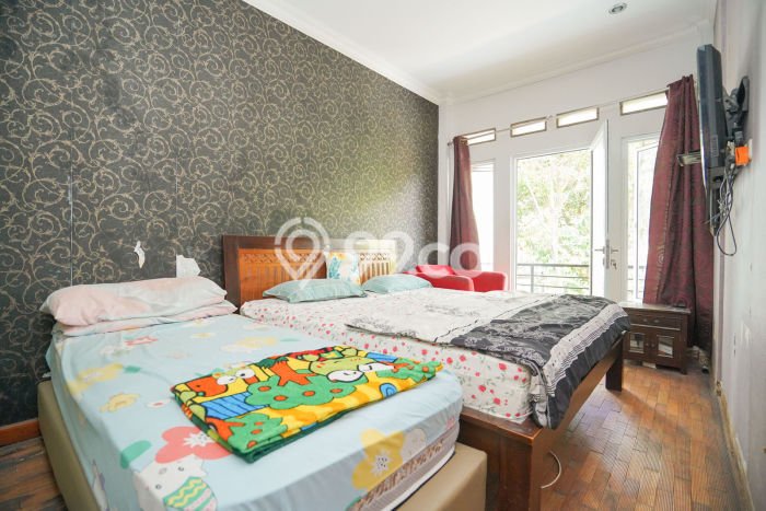 Jual Rumah Strategis Bagus Punya 3 KT di Cinere Depok SHM Jual Rumah Strategis Bagus Punya 3 KT di Cinere Depok SHM