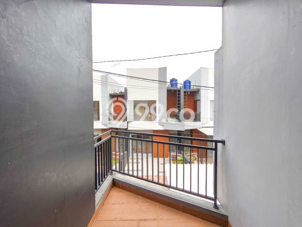Jual Rumah Eksklusif 3 KT di BSD City, Tangerang Jual Rumah Eksklusif 3 KT di BSD City, Tangerang