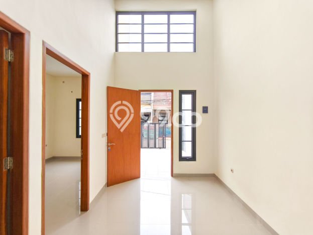 Rumah Strategis Modern Lb 60m2 di Serpong, Tangerang Selatan Rumah Strategis Modern Lb 60m2 di Serpong, Tangerang Selatan
