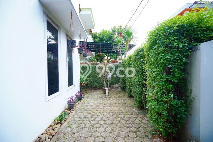 Hunian Cantik Minimalis Lb 170m2 di Ciputat Timur, Tangerang Selatan Hunian Cantik Minimalis Lb 170m2 di Ciputat Timur, Tangerang Selatan