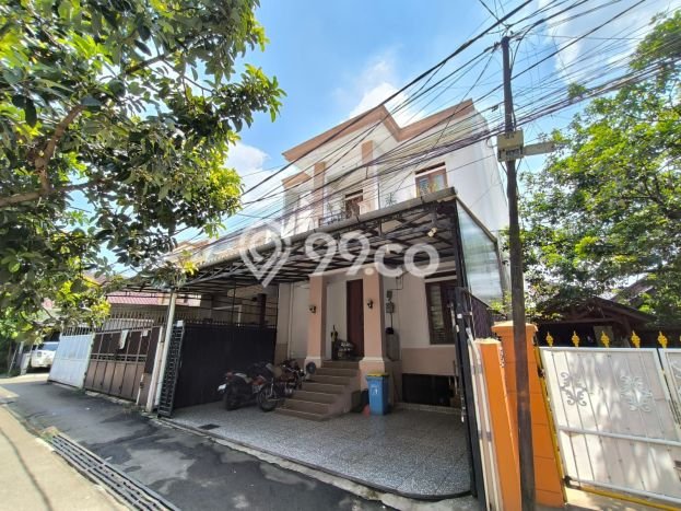 Dijual Rumah Premium dengan Fasilitas Sekitar Lengkap di Jagakarsa, Jakarta Selatan Dijual Rumah Premium dengan Fasilitas Sekitar Lengkap di Jagakarsa, Jakarta Selatan