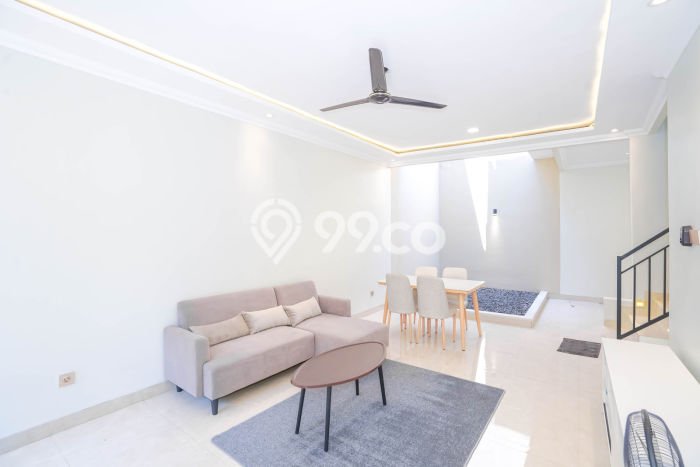 Jual Rumah Strategis Bagus Punya 3 KT di Graha Raya Tangerang Selatan SHM Jual Rumah Strategis Bagus Punya 3 KT di Graha Raya Tangerang Selatan SHM
