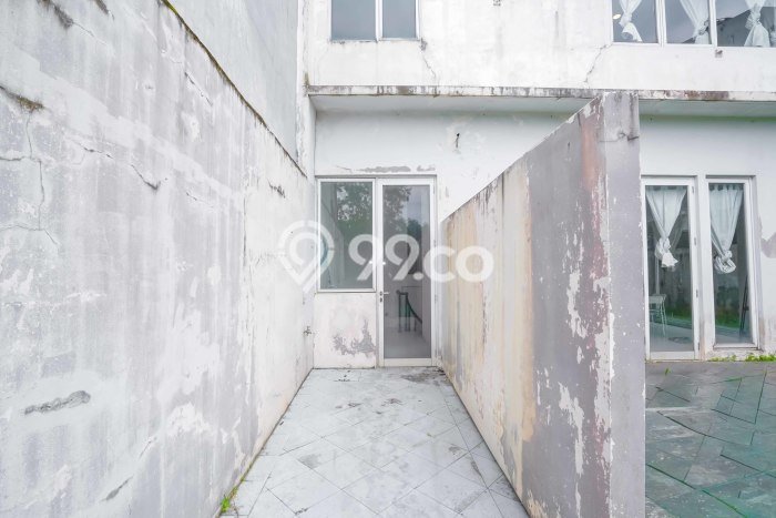 Dijual Rumah Mewah Megah Dengan View Eksklusif di Cibubur, Jakarta Timur Dijual Rumah Mewah Megah Dengan View Eksklusif di Cibubur, Jakarta Timur