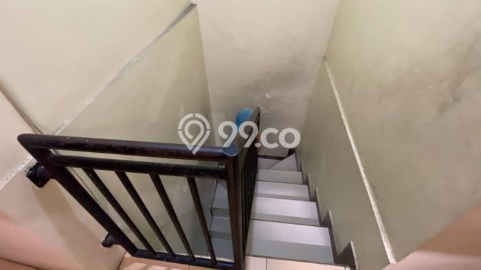 Rumah Strategis Minimalis Lb 160m2 di Pamulang, Tangerang Selatan Rumah Strategis Minimalis Lb 160m2 di Pamulang, Tangerang Selatan