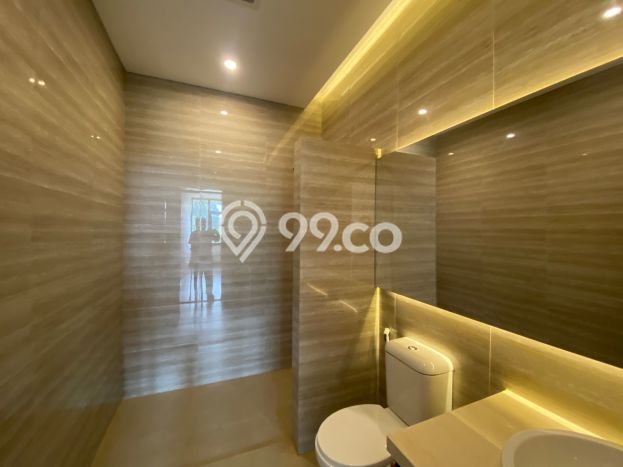 BEST DEAL! Rumah Nyaman di , Luas 200m2m² LB 180m2m² BEST DEAL! Rumah Nyaman di , Luas 200m2m² LB 180m2m²