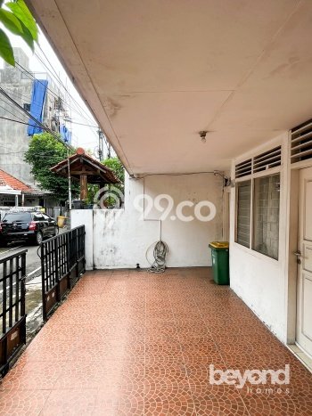 Rumah Luxury Siap Huni di Jakarta Pusat Fasilitas Lengkap Rumah Luxury Siap Huni di Jakarta Pusat Fasilitas Lengkap