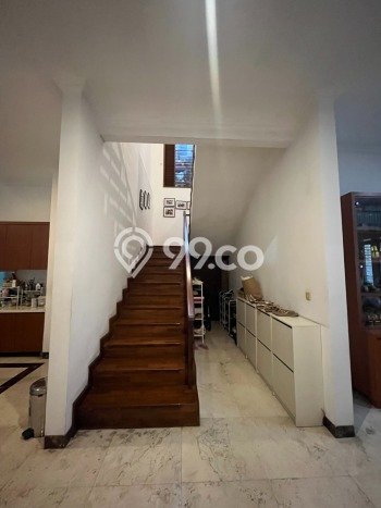 Rumah Elit Modern Tanpa Renovasi di Cipete Jakarta Selatan Rumah Elit Modern Tanpa Renovasi di Cipete Jakarta Selatan