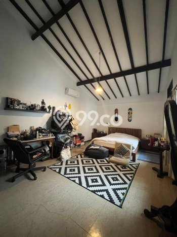 Siap Huni Rumah Mewah 6 Kamar di Pancoran Dekat ke Mana Pun Siap Huni Rumah Mewah 6 Kamar di Pancoran Dekat ke Mana Pun