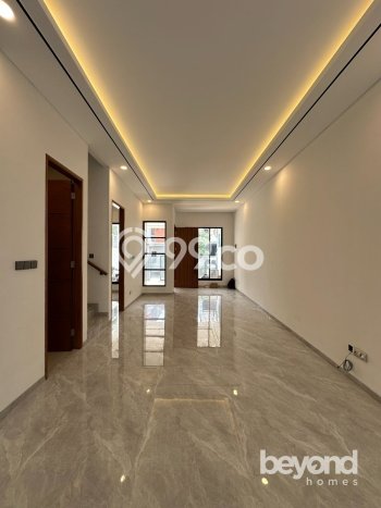 Rumah Elit Modern Tanpa Renovasi di Pondok Indah Jakarta Selatan Rumah Elit Modern Tanpa Renovasi di Pondok Indah Jakarta Selatan