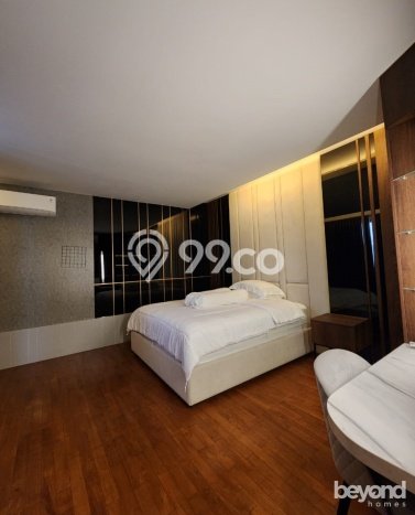 Dijual Rumah Luas Elegan Dengan View Eksklusif di Cipete, Jakarta Selatan Dijual Rumah Luas Elegan Dengan View Eksklusif di Cipete, Jakarta Selatan