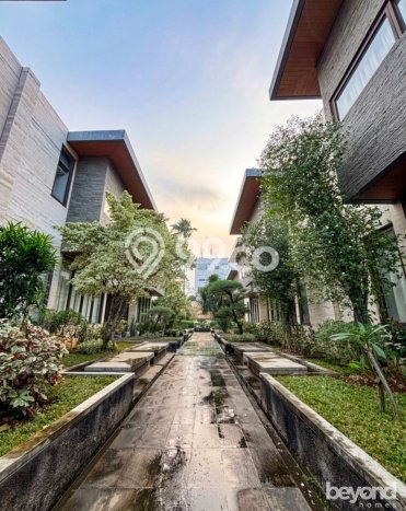 Dijual Rumah Mewah Megah Dengan View Cantik di Kemang, Jakarta Selatan Dijual Rumah Mewah Megah Dengan View Cantik di Kemang, Jakarta Selatan