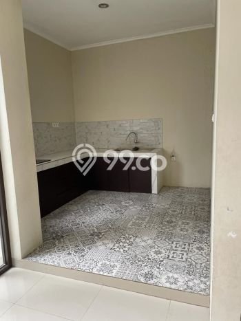 Rumah 2 Lantai Bagus Di Daerah Puri, Siap Huni Rumah 2 Lantai Bagus Di Daerah Puri, Siap Huni
