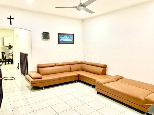 Rumah 2 lantai siap huni di Sektor 7C, Gading Serpong Rumah 2 lantai siap huni di Sektor 7C, Gading Serpong