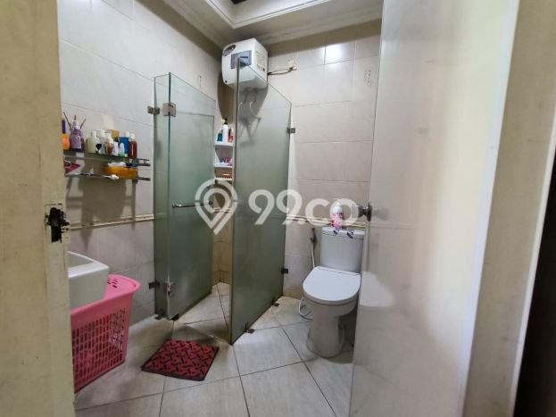 Rumah LT 200m2m² Desain Minimalis di Kebon Jeruk, Dekat Fasilitas Umum, Jakarta Barat Rumah LT 200m2m² Desain Minimalis di Kebon Jeruk, Dekat Fasilitas Umum, Jakarta Barat
