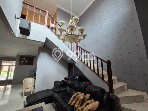 For Sale! Luxury House LT 240m2 Desain Modern di Alam Sutera For Sale! Luxury House LT 240m2 Desain Modern di Alam Sutera