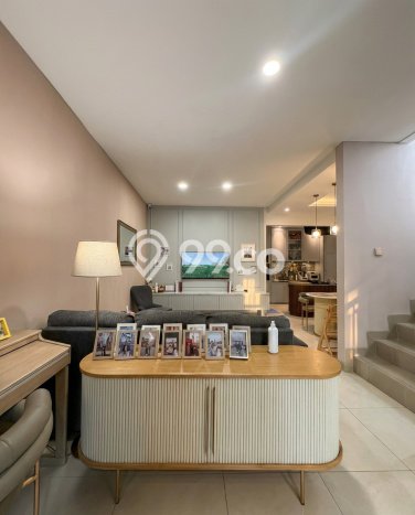 Dijual Rumah Luas Elegan Dengan View Cantik di Gading Serpong, Tangerang Dijual Rumah Luas Elegan Dengan View Cantik di Gading Serpong, Tangerang