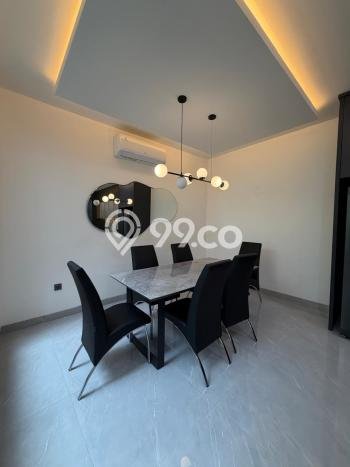 Jual Rumah Mewah Megah Dengan View Cantik di Alam Sutera, Tangerang Jual Rumah Mewah Megah Dengan View Cantik di Alam Sutera, Tangerang