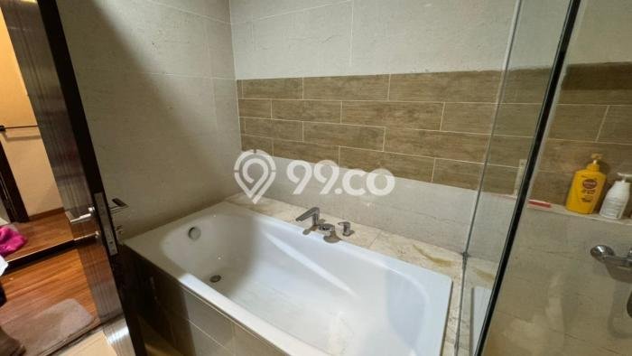 Siap Huni Hunian Elit 5 Kamar di BSD Dekat ke Mana Pun Siap Huni Hunian Elit 5 Kamar di BSD Dekat ke Mana Pun