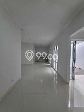 Rumah Luxury Modern Tanpa Renovasi di Gading Serpong Tangerang Rumah Luxury Modern Tanpa Renovasi di Gading Serpong Tangerang