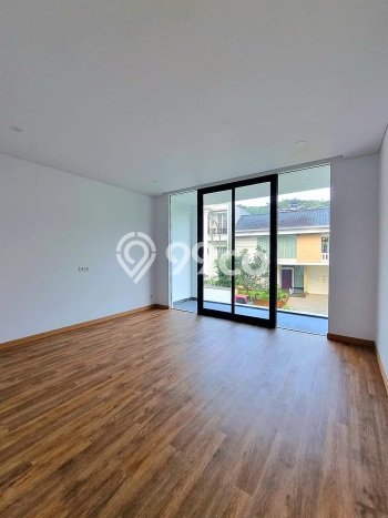 Siap Huni Hunian Elit 3 Kamar di BSD Dekat ke Mana Saja Siap Huni Hunian Elit 3 Kamar di BSD Dekat ke Mana Saja