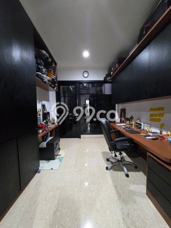 Jual Rumah Mewah Megah Dengan View Eksklusif di Alam Sutera, Tangerang Jual Rumah Mewah Megah Dengan View Eksklusif di Alam Sutera, Tangerang