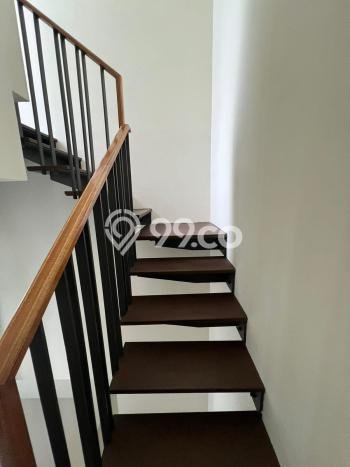 Jual Rumah Luas Elegan Dengan View Cantik di Gading Serpong, Tangerang Jual Rumah Luas Elegan Dengan View Cantik di Gading Serpong, Tangerang
