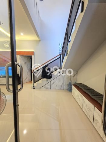 Dijual Rumah Mewah Megah Dengan View Eksklusif di Gading Serpong, Tangerang Dijual Rumah Mewah Megah Dengan View Eksklusif di Gading Serpong, Tangerang