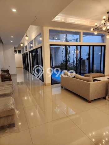Hunian 5 Kamar Lengkap Dikontrakkan di Menteng Harga Kompetitif Hunian 5 Kamar Lengkap Dikontrakkan di Menteng Harga Kompetitif