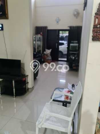 Ready to Use! Luxury House LT 200m2 Desain Modern di Meruya Ready to Use! Luxury House LT 200m2 Desain Modern di Meruya