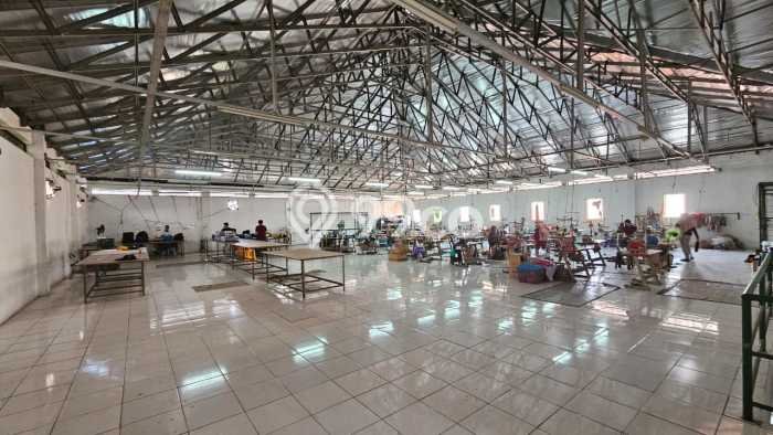 Gudang Dijual di Prime Area Jakarta Barat Luas 1200m2 Gudang Dijual di Prime Area Jakarta Barat Luas 1200m2