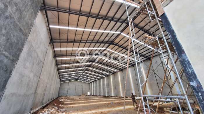 FOR SALE! Gudang di Legok Tangerang, LT 2208m2, LB 1794m2 FOR SALE! Gudang di Legok Tangerang, LT 2208m2, LB 1794m2