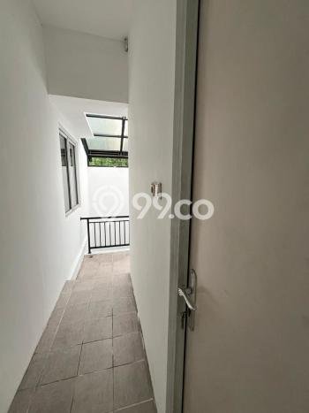 Jual Rumah Modern 4 KT di Gading Serpong, Tangerang Jual Rumah Modern 4 KT di Gading Serpong, Tangerang
