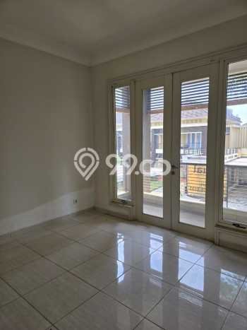 Dijual Rumah Luas Megah Dengan View Cantik di Alam Sutera, Tangerang Dijual Rumah Luas Megah Dengan View Cantik di Alam Sutera, Tangerang