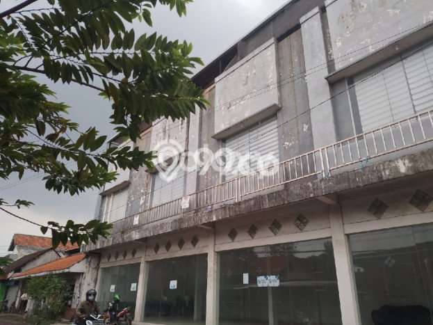 Unit Ruko Dijual di Waru Sidoarjo Luas Bangunan 165m2 Unit Ruko Dijual di Waru Sidoarjo Luas Bangunan 165m2