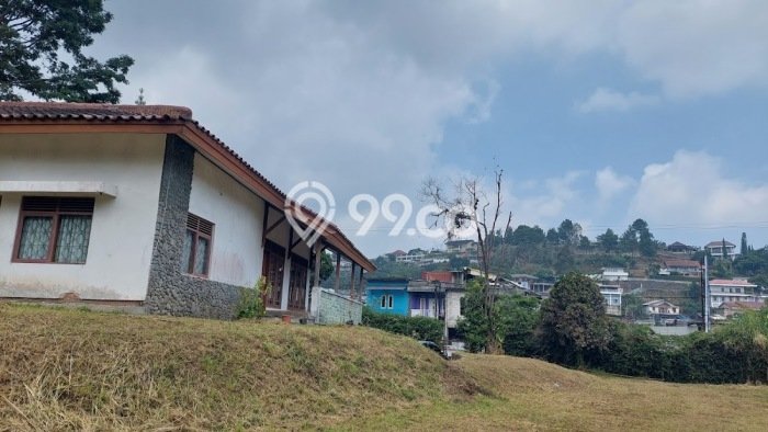 Dijual Rumah Mewah Exclusive di Cisarua, Bogor Dijual Rumah Mewah Exclusive di Cisarua, Bogor