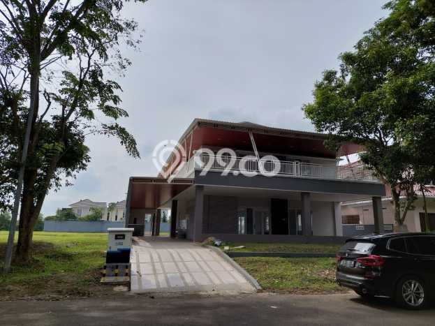 Dijual Rumah Luas Elegan Dengan View Eksklusif di Tangerang Kota, Tangerang Dijual Rumah Luas Elegan Dengan View Eksklusif di Tangerang Kota, Tangerang